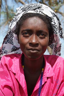 Marie Toure, Jemberem, Canamina, face of African Muslim Woman, pink and white tissue, Guinea Bissau.