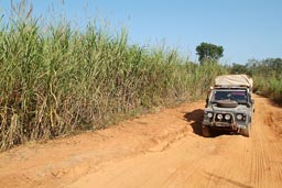 Bad roads in Guinea, Land Rover Kankan Kerouane.
