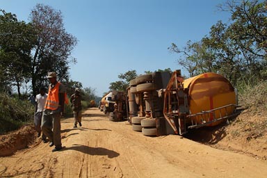 Bad roads in Guinea, Shell Tanker turned over, Kankan Kerouane.