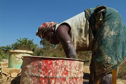 Vidor Pluvogui, washing sand out of clay.