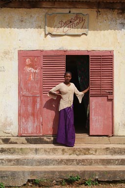 His daughter, Mali Guinea