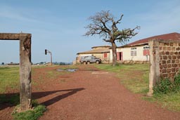 Mali Guinea, path leading to hotel la Dame de Mali