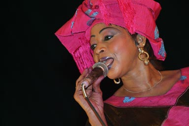 Babani Kone, Diva, griote from Mali, Djembe d'or Festival, Conakry Guinea, Guinee.