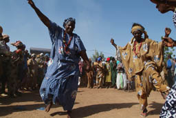 Koredugaw women dancing.