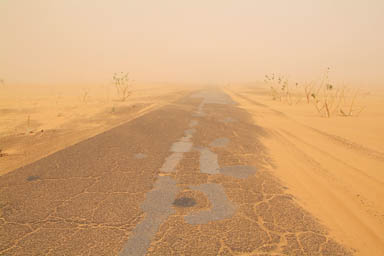 Sandstorms, Sand storm, Hamatan, Harmattan, Sahel, desert, Road in Mauritania