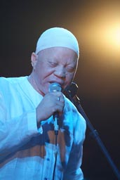 Salif Keita sur le Festival sur le Niger, 2008, 4th edition, Segou, Mali.