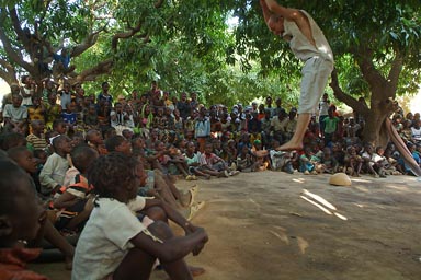 Toma iin full action, in Sibi, Mali.