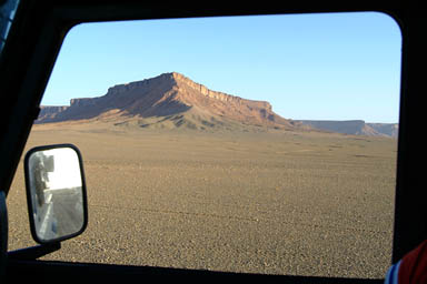 Sebkhet Chemcham, mount through window of Landy