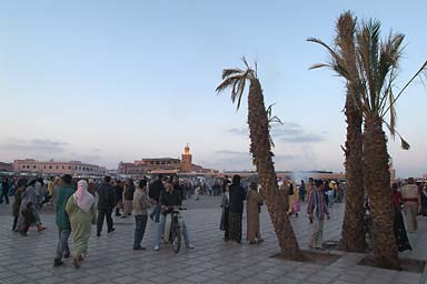 Dusk sets on Jemaa El Fna