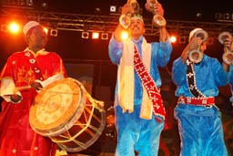 Mahmoud Guinea and drum, Essaouira 2006