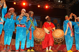 Mahmoud Guinea and drum, Essaouira 2006