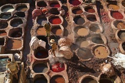 Fes, Chouara tannery, ash thrown in the dye