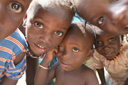 5 kids want to have their picture taken at once