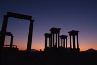 Palmyra, new moon and silhuette of Tertapylon at dusk. Palmyra, new moon and silhuette of Tertapylon at dusk.