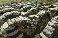 Cisterns, Qanawat.