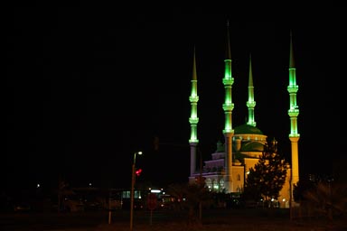 Night, Gren lit mosque 4 minarettes, before Trabzon.