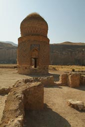 Hasankeyf, Zeynel Bey Tuebesi.