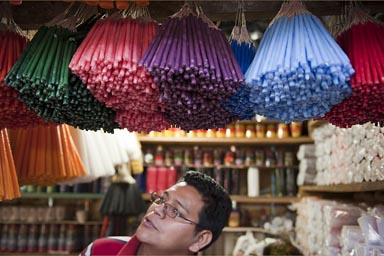 Candles for every occasion. Chichicastenango.