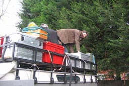 Heid on top of Land Rover