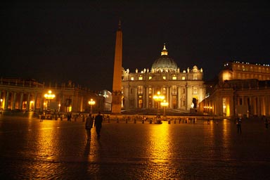 Nightly Sait Peter's Square.