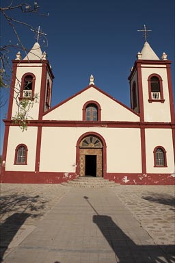 El Triunfo, iglesia Santa Ana.