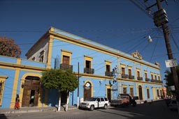 Turquoise house El Fuerte, Sinaloa.