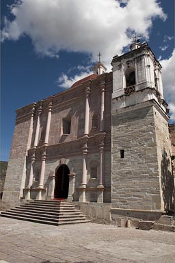 San Pedro, Mitla.