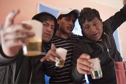 The young drinkers in Coipasa.