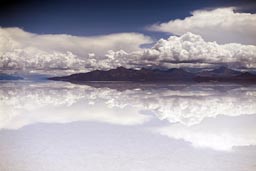 On Salare surface clouds mirror in water.