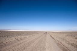 Road down to Atacama Salare.