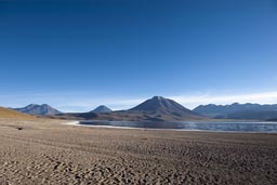 Fresh cold morning on Laguna Miscanti.