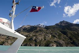 Strong winds as we head south on Lago O'Higgins.