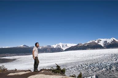 Grey glacier is below.