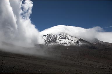 Clouds move in again. Chimborazo.