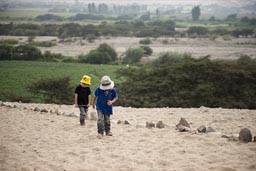 We head up sa andy slop to Caral, Peru.