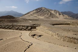 El Templo del Anfiteatro, Carol, archaeological site, Peru.