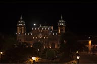 Cathedral of Ayacucho at night.