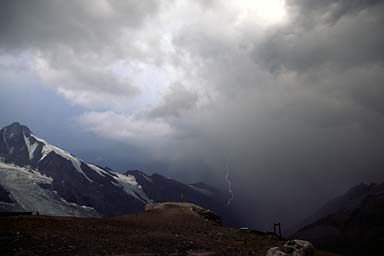 Lighning and bad weather at dusk